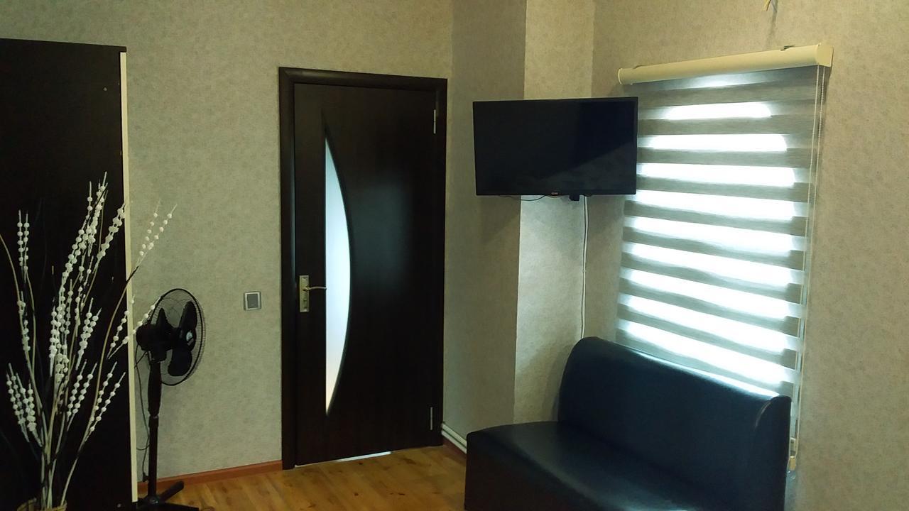 Cth-Baku-Hostel Exterior foto